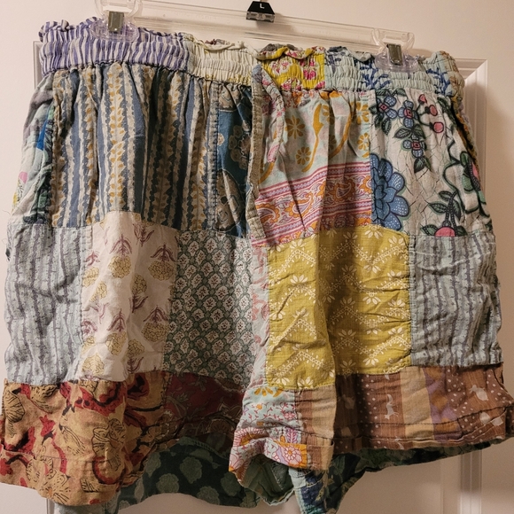 EARTHBOUND Pants - EARTHBOUND Women's Multicolor Patchwork Boho Shorts Size XL